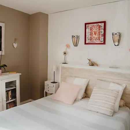 D'hotes, Cote-vignes * Bormes-les-Mimosas